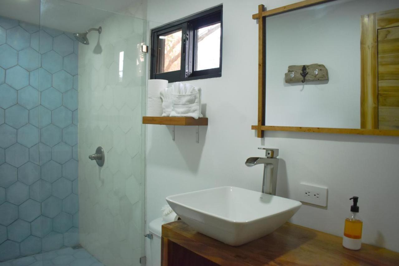 Playa Junquillal Blue Window Boutique Villas Hotel מראה חיצוני תמונה