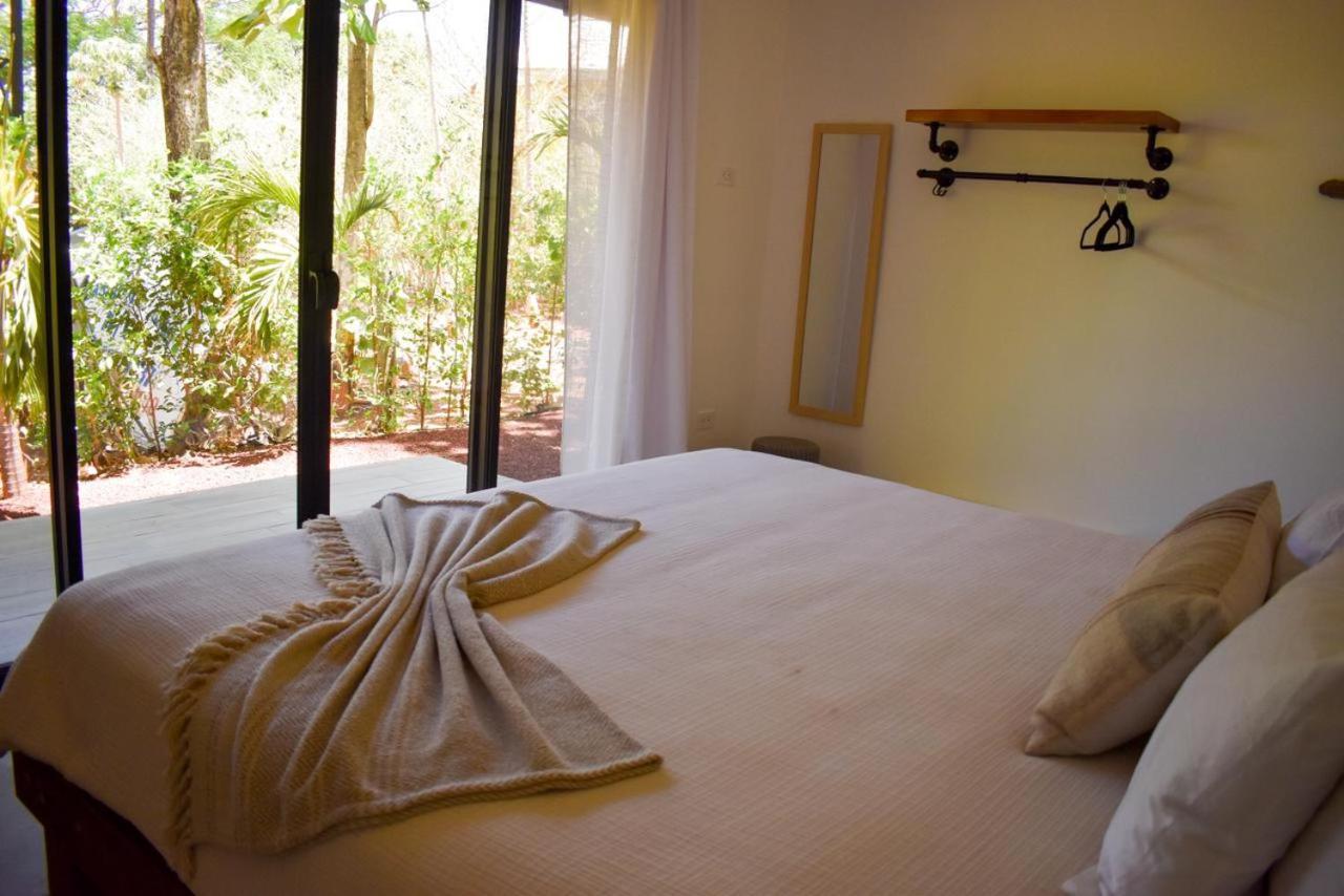 Playa Junquillal Blue Window Boutique Villas Hotel מראה חיצוני תמונה